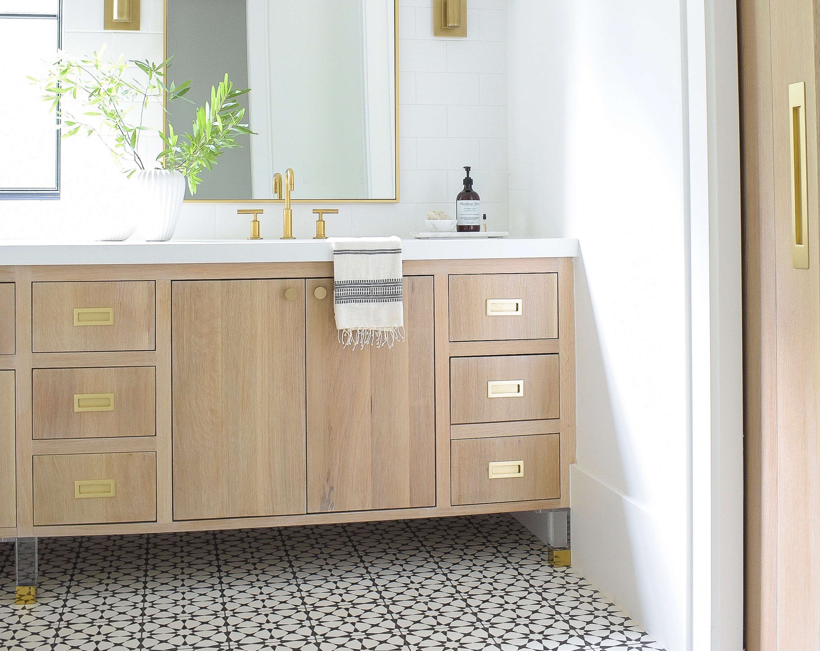 District Knob | Urban Modern Cabinet Hardware Collection | Emtek District Knob | Urban Modern Cabinet Hardware Collection | Emtek