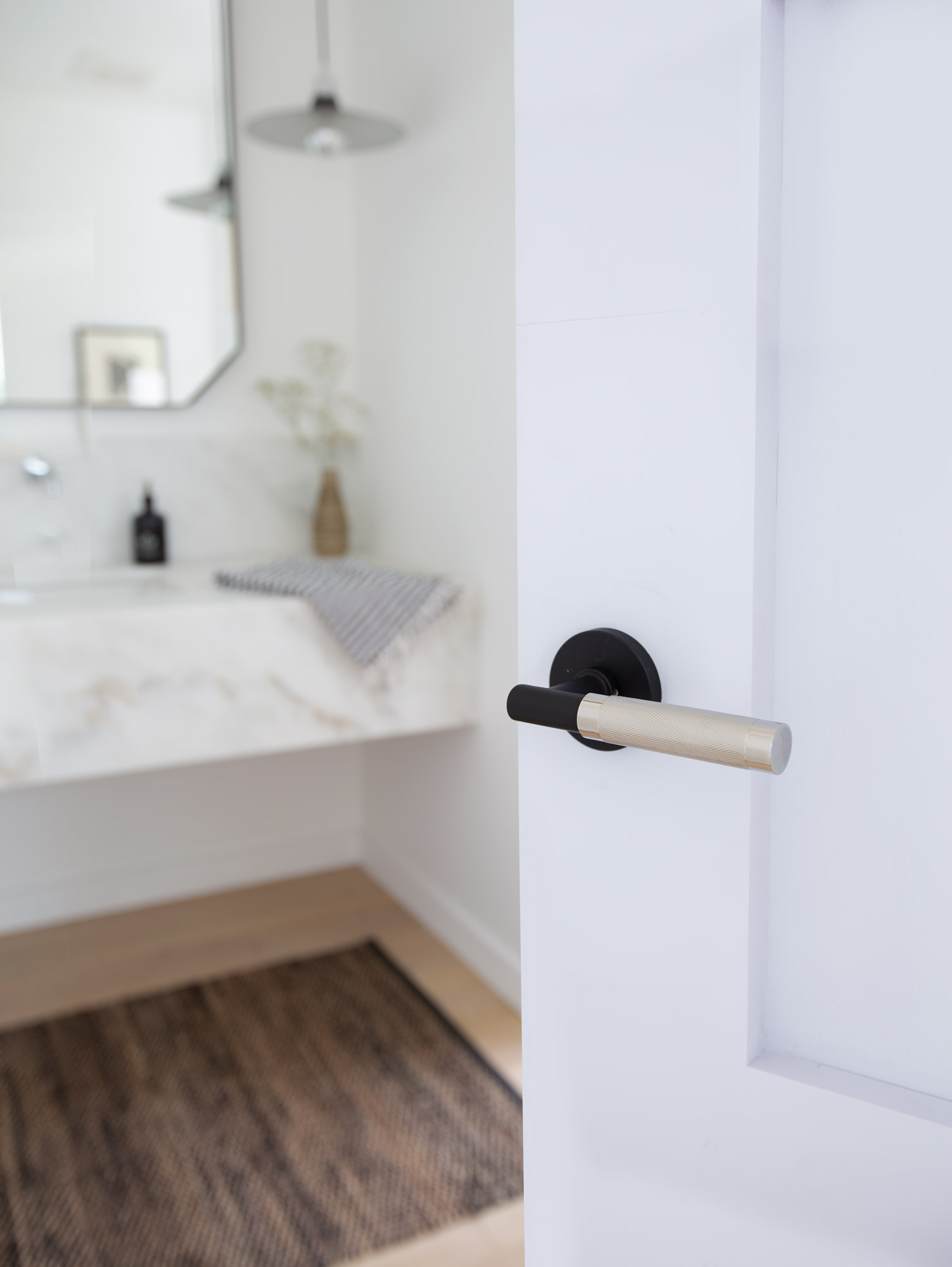 Select TBar Knurled Lever Emtek